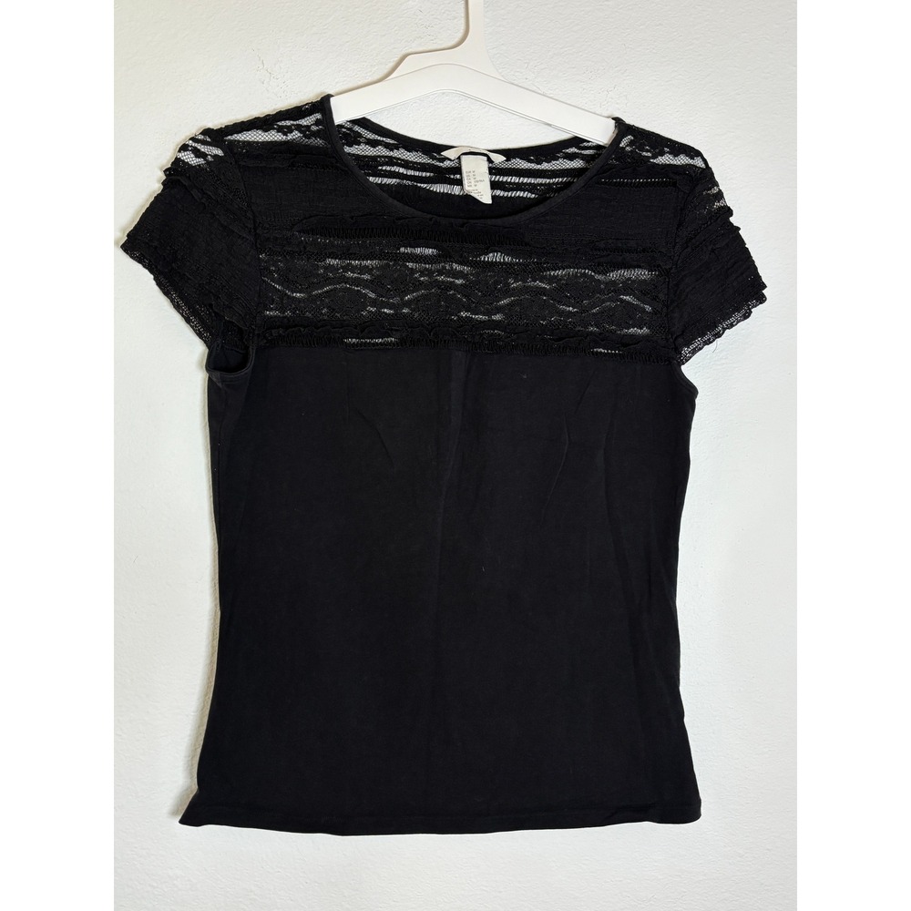 HM Black Lace Yoke Ruffle Short Sleeve Top Size Medium